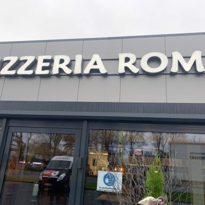 Pizzeria Roma – Leuchtbuchstaben