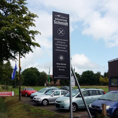 Autovertrieb Schmidt – Firmenschild